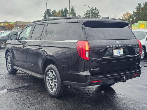2025 Ford Expedition Max Active 4x4