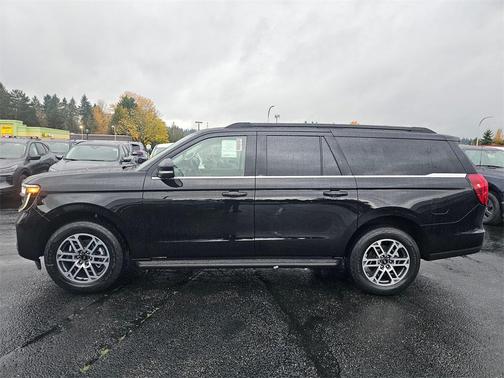 2025 Ford Expedition Max Active 4x4