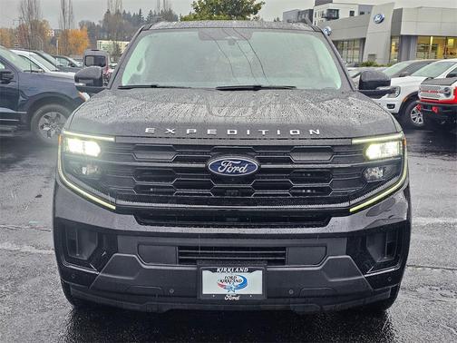 2025 Ford Expedition Max Active 4x4