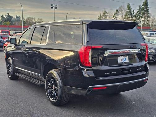 2024 GMC Yukon XL SLT