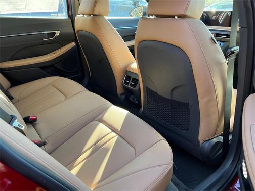2023 Hyundai SONATA Limited