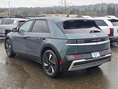 2026 Hyundai IONIQ 5 SE