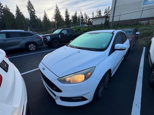 2018 Ford Focus ST 
