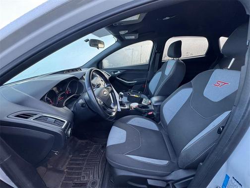 2018 Ford Focus ST 
