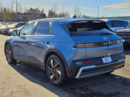 2026 Hyundai IONIQ 5 SE