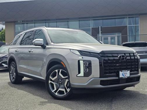 2025 Hyundai PALISADE SEL Premium