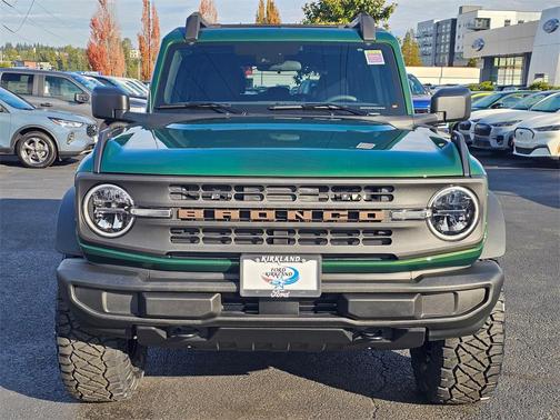 2025 Ford Bronco Base