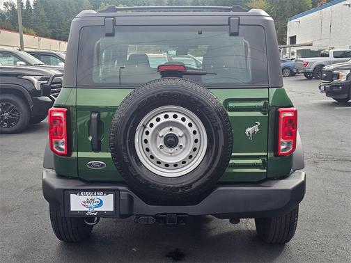 2025 Ford Bronco Base