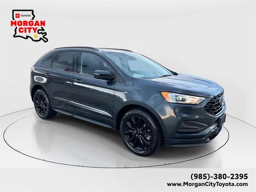 2022 Ford Edge SE