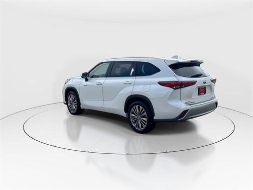 2020 Toyota Highlander Hybrid Platinum