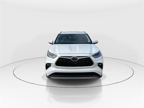2020 Toyota Highlander Hybrid Platinum
