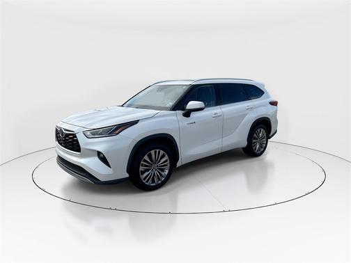 2020 Toyota Highlander Hybrid Platinum