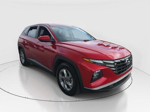 2022 Hyundai TUCSON SE