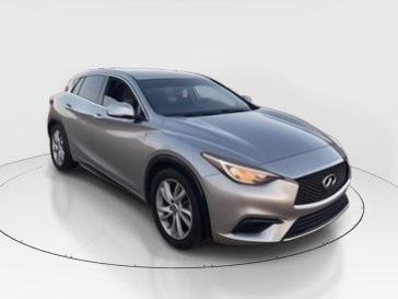 2018 INFINITI QX30 Luxury
