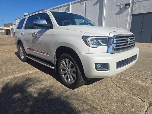 2020 Toyota Sequoia Platinum