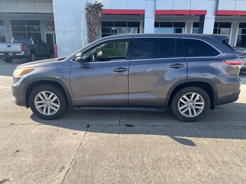 2015 Toyota Highlander LE