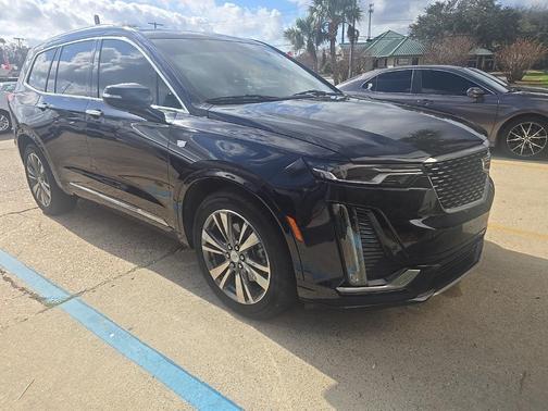 2021 Cadillac XT6 Premium Luxury FWD
