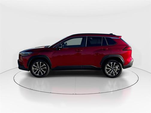 2025 Toyota Corolla Cross XLE