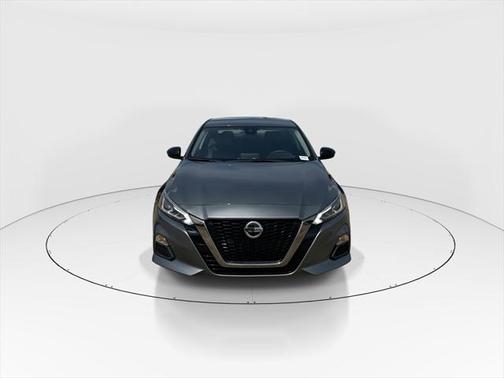 2021 Nissan Altima SR FWD