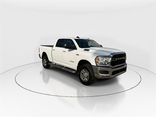 2019 RAM 2500 Big Horn Crew Cab 4x4 6'4' Box