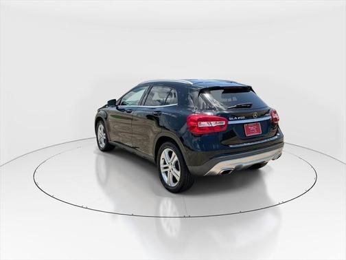 2015 Mercedes-Benz GLA-Class 4MATIC