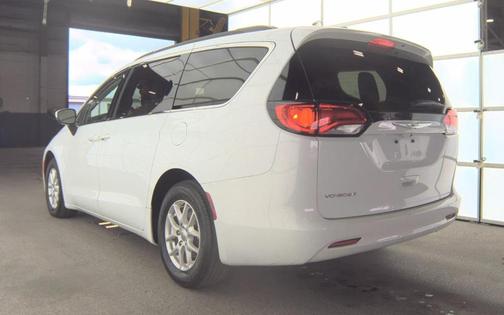 2021 Chrysler Voyager LXI