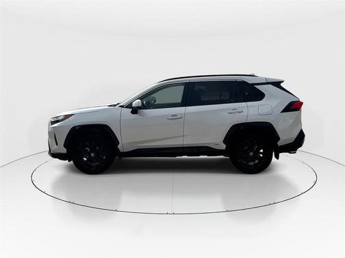 2023 Toyota RAV4 Hybrid SE