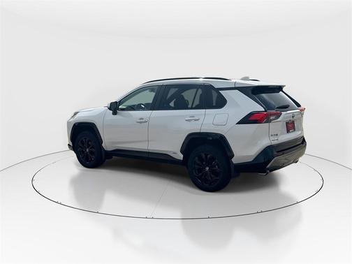 2023 Toyota RAV4 Hybrid SE