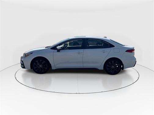 2025 Toyota Corolla Hybrid SE
