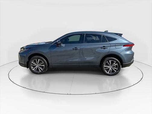 2022 Toyota Venza LE