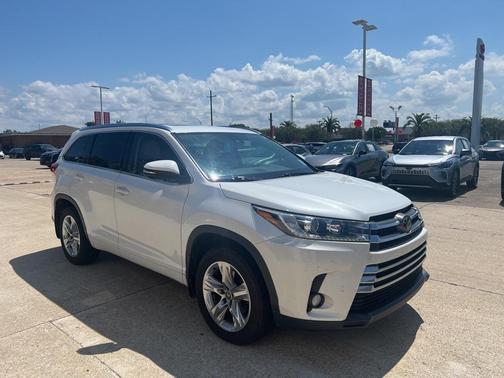 2018 Toyota Highlander Limited