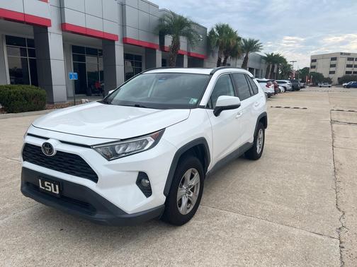 2019 Toyota RAV4 XLE