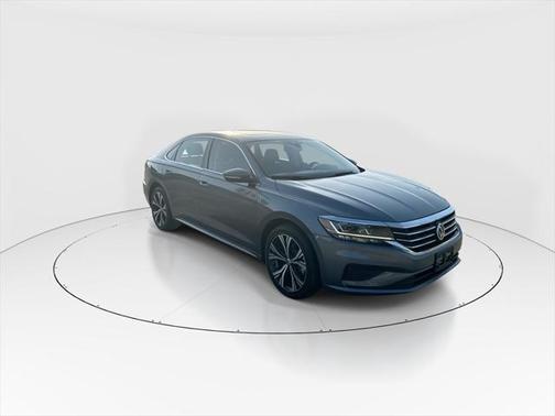 2022 Volkswagen Passat 2.0T SE