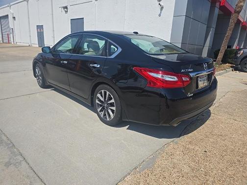 2016 Nissan Altima 2.5 SV