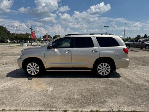 2010 Toyota Sequoia Platinum