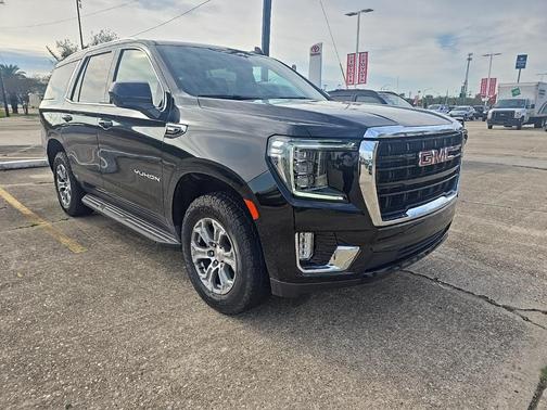 2022 GMC Yukon SLE