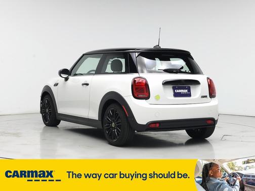 2023 MINI SE Hardtop SE