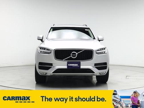 2018 Volvo XC90 T6 Momentum