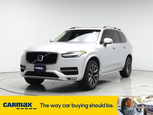 2018 Volvo XC90 T6 Momentum