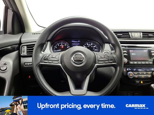 2017 Nissan Rogue Sport SV