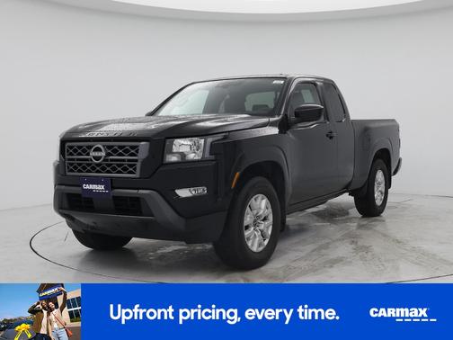 Black 2024 Nissan Frontier SV