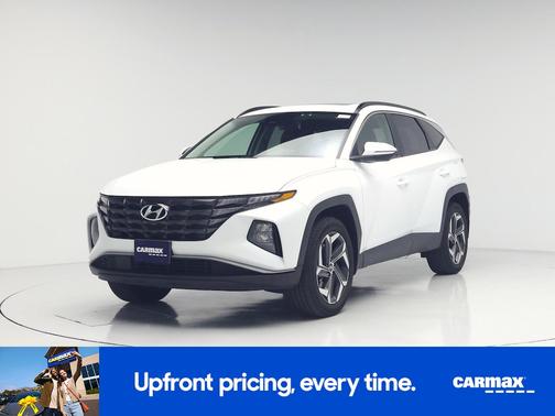 White 2022 Hyundai TUCSON SEL