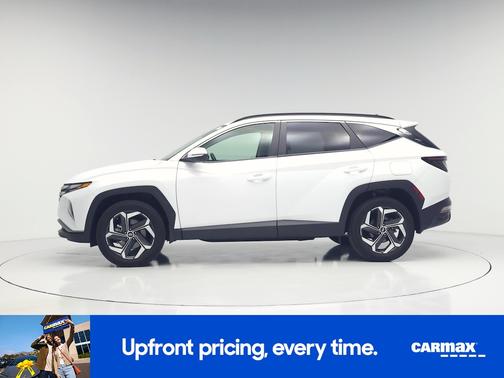 White 2022 Hyundai TUCSON SEL