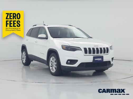 White 2019 Jeep Cherokee Latitude