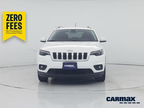 White 2019 Jeep Cherokee Latitude