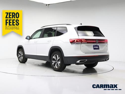 White 2024 Volkswagen Atlas SE