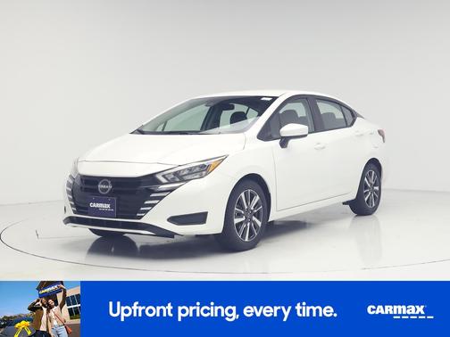 White 2025 Nissan Versa SV