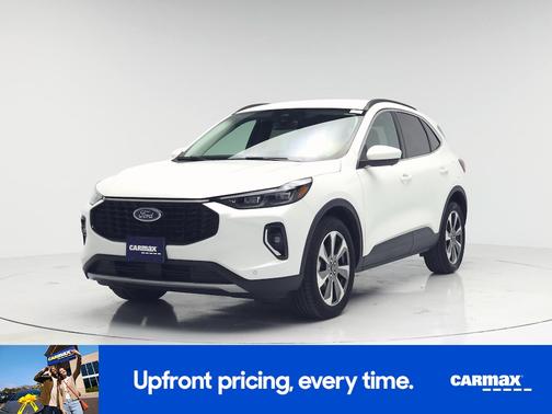 White 2023 Ford Escape Platinum