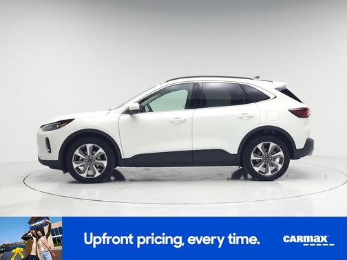 White 2023 Ford Escape Platinum