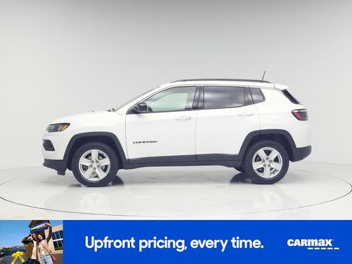 White 2022 Jeep Compass Latitude
